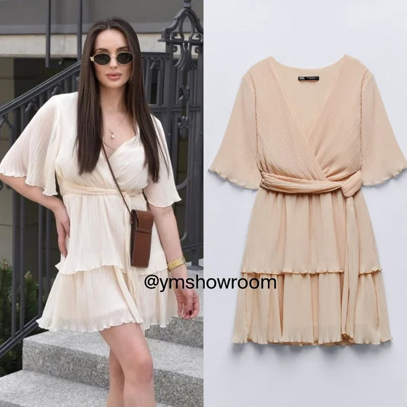 🔥Last 2🔥 ZARA Pleated dress - Picture 2 of 5